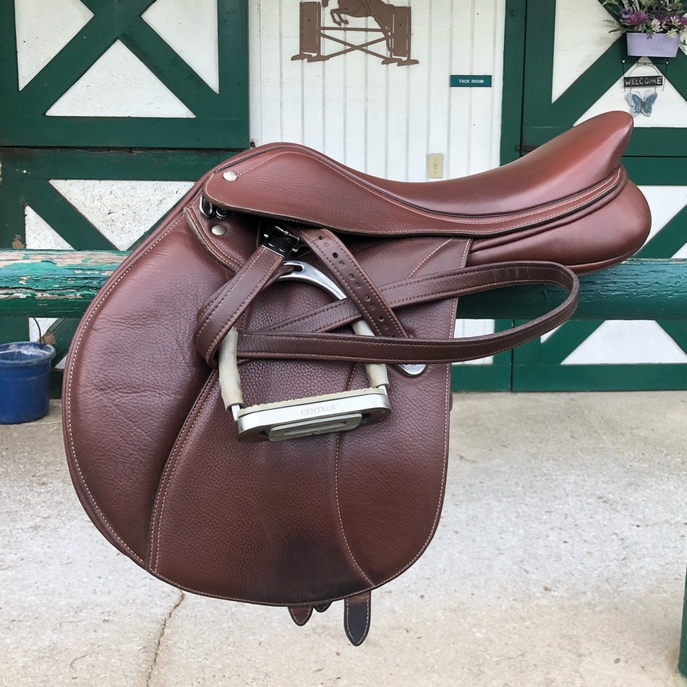 SOLD Bates 17.5” Saddle DS+ Luxe